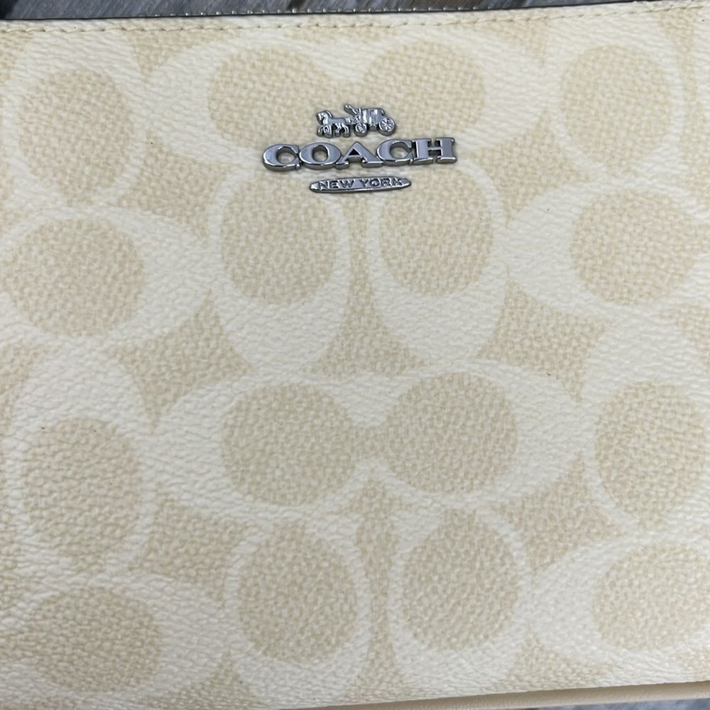 Coach Nolita 19 In Signature Canvas Butter Yellow Shoulder Bag Purse - Picture 4 of 10